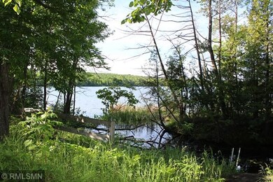 07 Another access point to Jay Gould Lake