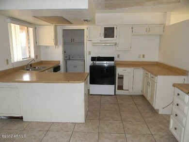 023-104013 Kitchen