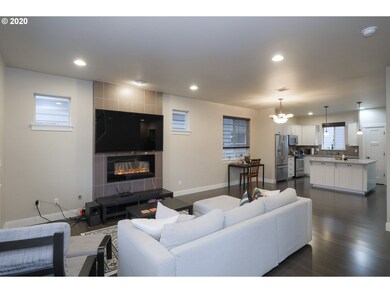 1922 SW 144th Ave, Beaverton, OR 97005 - photo 2