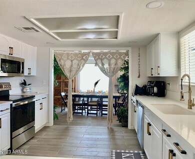 100 S Cooper Rd, Chandler, AZ 85225 - photo 7