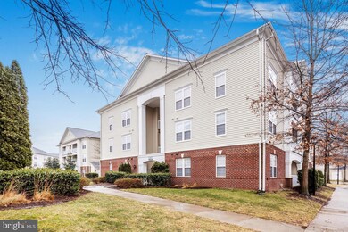 22607 Blue Elder Terrace unit 301, Ashburn, VA 20148 - photo 2