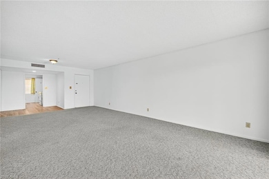 200 Pebble Beach Blvd unit 406, Naples, FL 34113 - photo 3