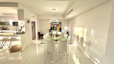 Turnberry Isle unit 10L, Aventura, FL 33180 - photo 2