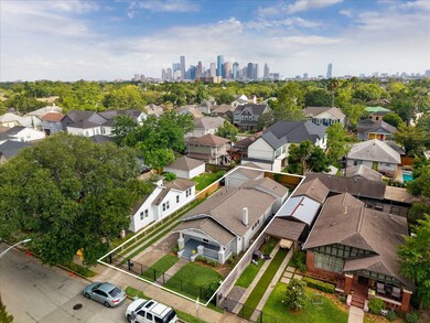 Located in the charming neighborhood of Norhill, t