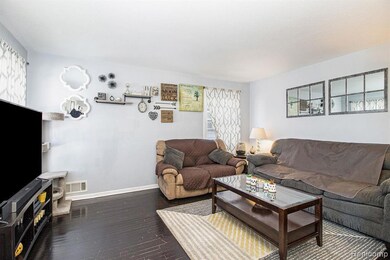 6485 Huron St, Taylor, MI 48180 - photo 5