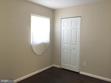 6406 Country Club Ct, Hyattsville, MD 20785 - photo 7