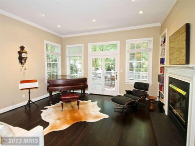 9125 Town Gate Ln, Bethesda, MD 20817 - photo 5