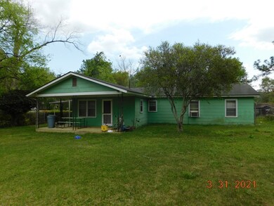 213 Moore Ave, Albany, GA 31705 - photo 2