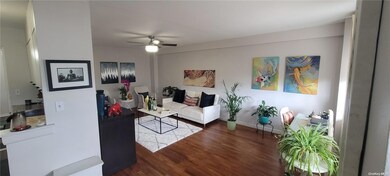 55 S Bergen Place unit 3F, Freeport, NY 11520 - photo 4