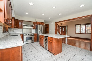 24 Magnolia Rd, Natick, MA 01760 - photo 3