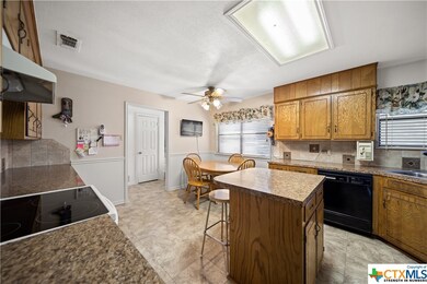 1311 Hawk Trail, Copperas Cove, TX 76522 - photo 3