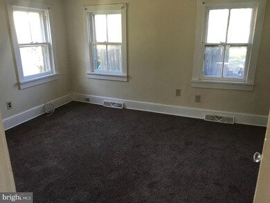 10 W Union St, Penns Grove, NJ 08069 - photo 7