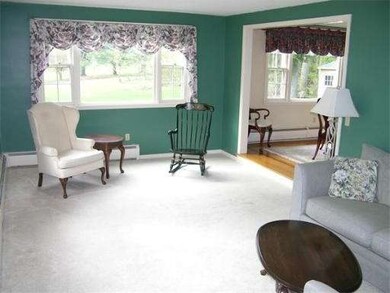 14 Malden St, West Boylston, MA 01583 - photo 4