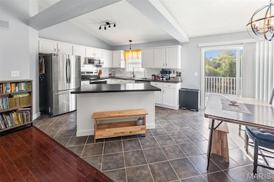 919 Carla Dr, Troy, IL 62294 - photo 3