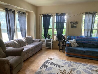 122 Middle St, Lancaster, NH 03584 - photo 6