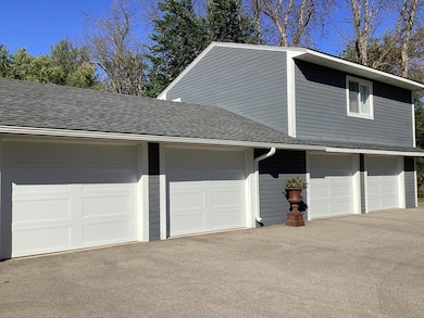 2402 15th Ave SW, Austin, MN 55912 - photo 2