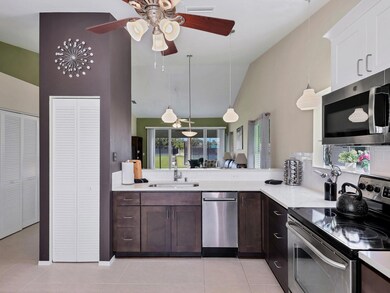 7508 Preserves Ct unit 26, Sarasota, FL 34243 - photo 6