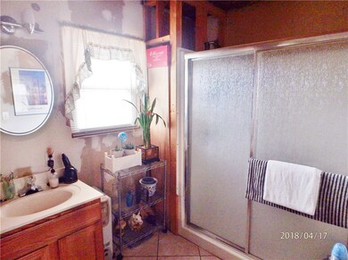 22 Bagley St, Central Falls, RI 02863 - photo 4