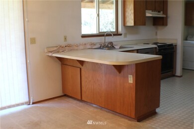 3102 Pershing Way, Longview, WA 98632 - photo 4