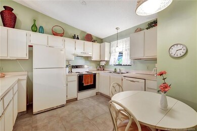 3001 SE Aster Ln unit 906, Stuart, FL 34994 - photo 4