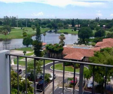 4164 Inverrary Dr unit 812, Lauderhill, FL 33319 - photo 4