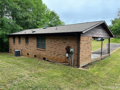 2053 Green Oak Dr, Shelby, NC 28152 - photo 2