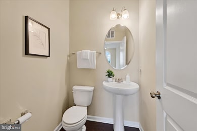 2557 Campus Way N, Glenarden, MD 20706 - photo 6