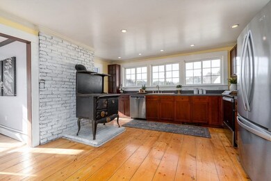 3 Pleasant St, Chichester, NH 03258 - photo 7