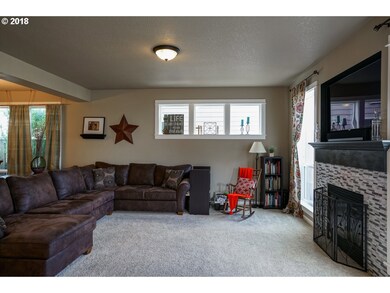 7978 Mykala St NE, Keizer, OR 97303 - photo 5