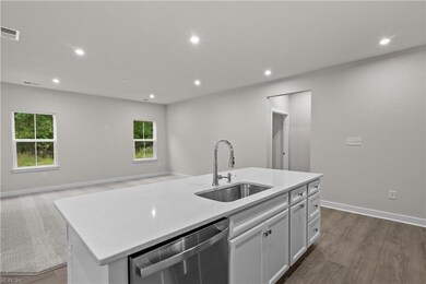 362 Tributary Ln, Carrollton, VA 23314 - photo 7