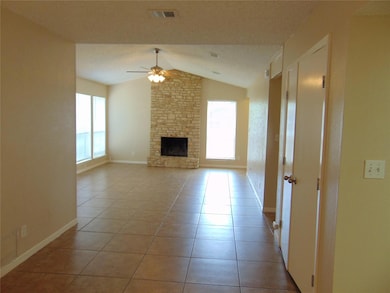 217 Stowaway Cove unit B, Lakeway, TX 78734 - photo 4