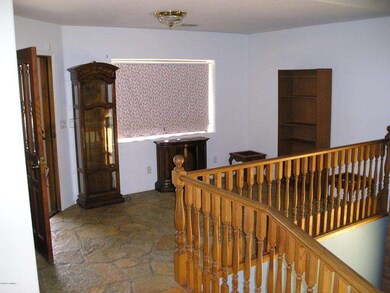 Flagstone Entry Foyer