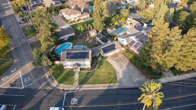 3327 Country Club Blvd, Stockton, CA 95204 - photo 7