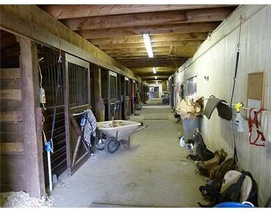 2415 Tower Hill Rd, Saunderstown, RI 02874 - photo 6