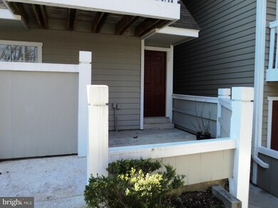 5700 Chapman Mill Dr unit 320, Rockville, MD 20852 - photo 2