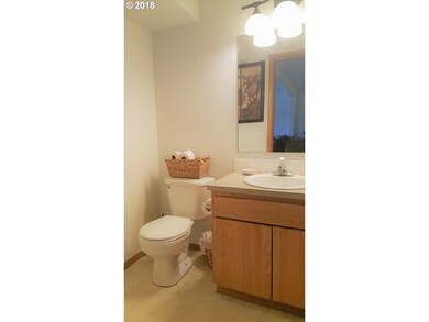 4424 Munker St, Hubbard, OR 97032 - photo 4