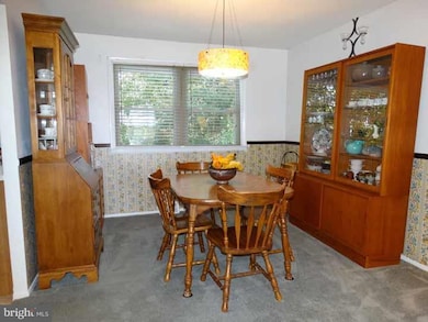 178 Walton Dr, Morrisville, PA 19067 - photo 3