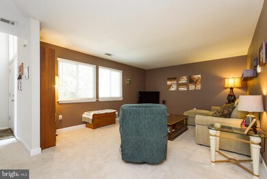 1442 Greenmont Ct, Reston, VA 20190 - photo 7