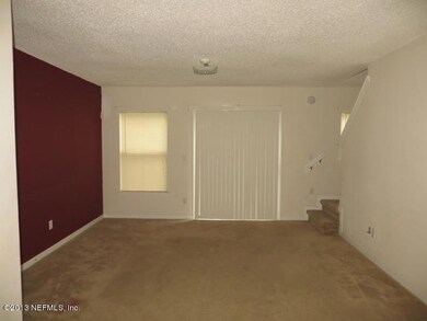 7736 Highchair Ln, Jacksonville, FL 32210 - photo 2