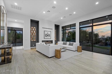 04-Living Room