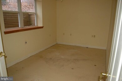 1606 N Lakeshore Dr, Louisa, VA 23093 - photo 5