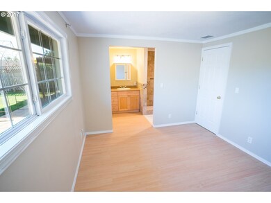 Bedroom, Primary