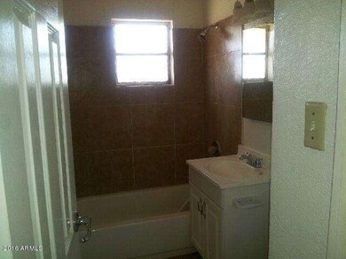 5th Ave main Bath