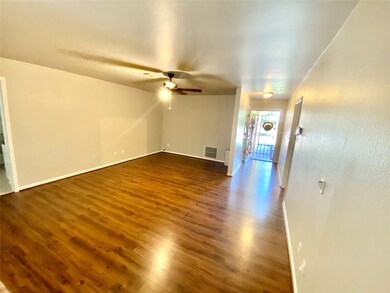 1307 Twin Falls Rd, Houston, TX 77088 - photo 5