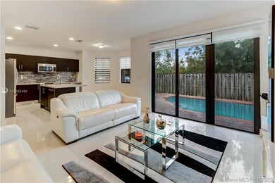 6925 NW 104th Ct, Medley, FL 33178 - photo 4