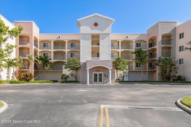 121 Lancha Cir unit 206, Indian Harbour Beach, FL 32937 - photo 2