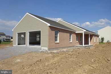 15454 Camden Dr, Greencastle, PA 17225 - photo 2