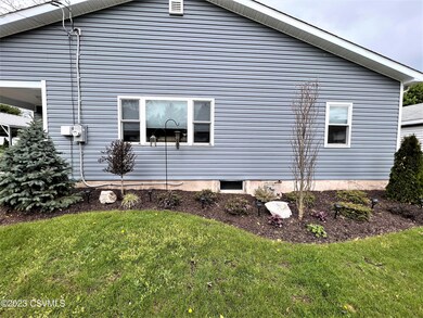 825 N Mercer St, Berwick, PA 18603 - photo 4