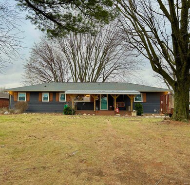 1834 W Delaware Rd, Logansport, IN 46947 - photo 2