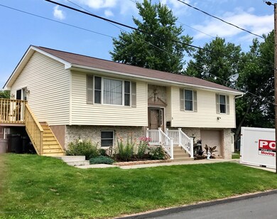 3 Maple St, Throop, PA 18512 - photo 2